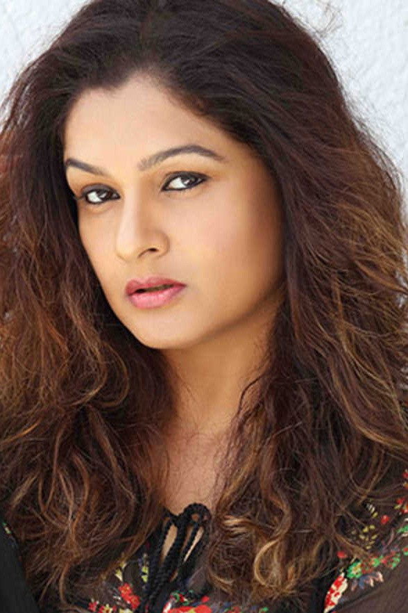 Tejaswini Kolhapure as Romal in Daadi Ki Shaadi