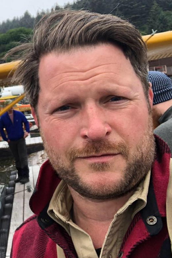 Kristian Jersing as Vært in Overlev ødemarken - Kaukasus