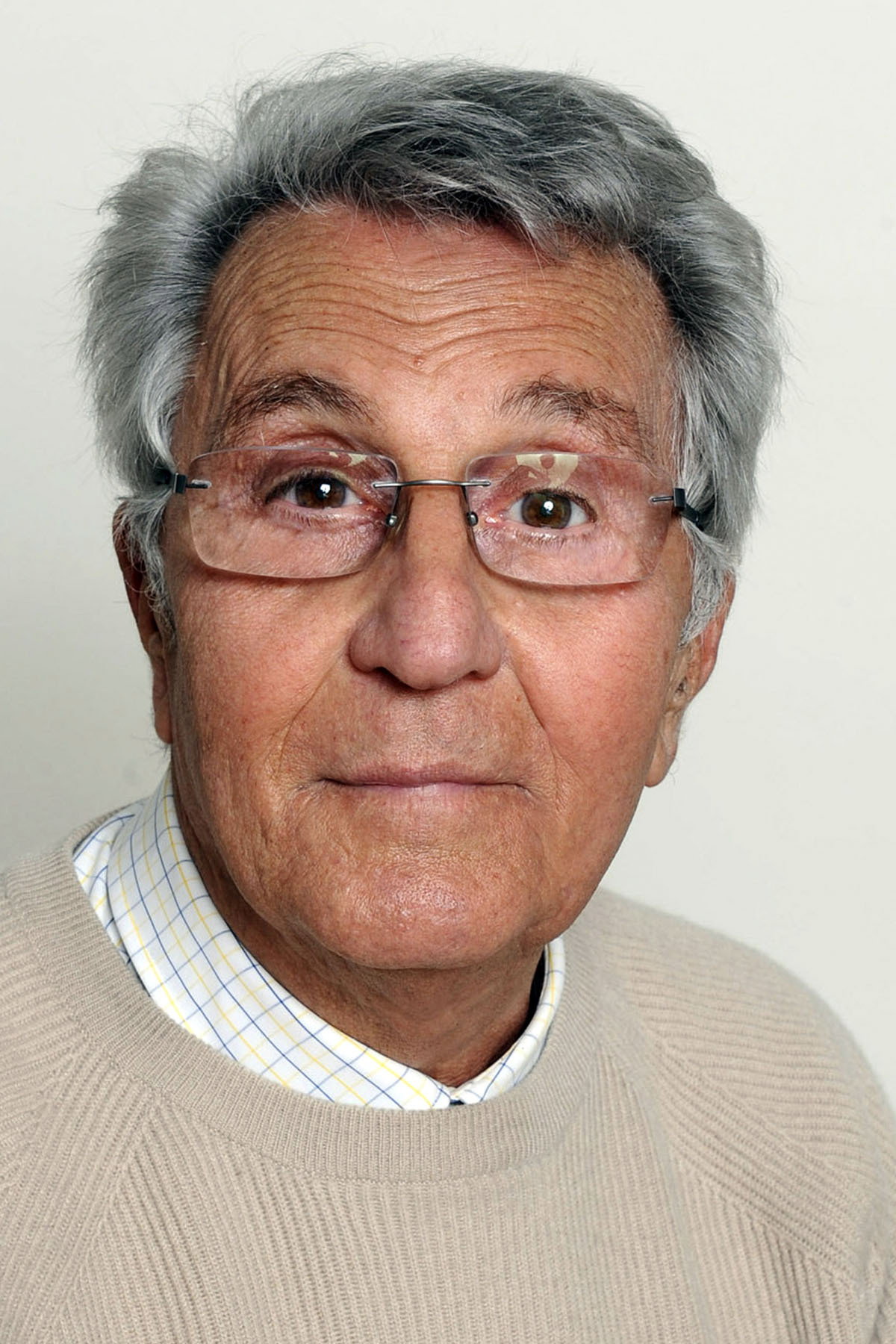 Pino Caruso as Mimì Galluzzo in L'ammazzatina