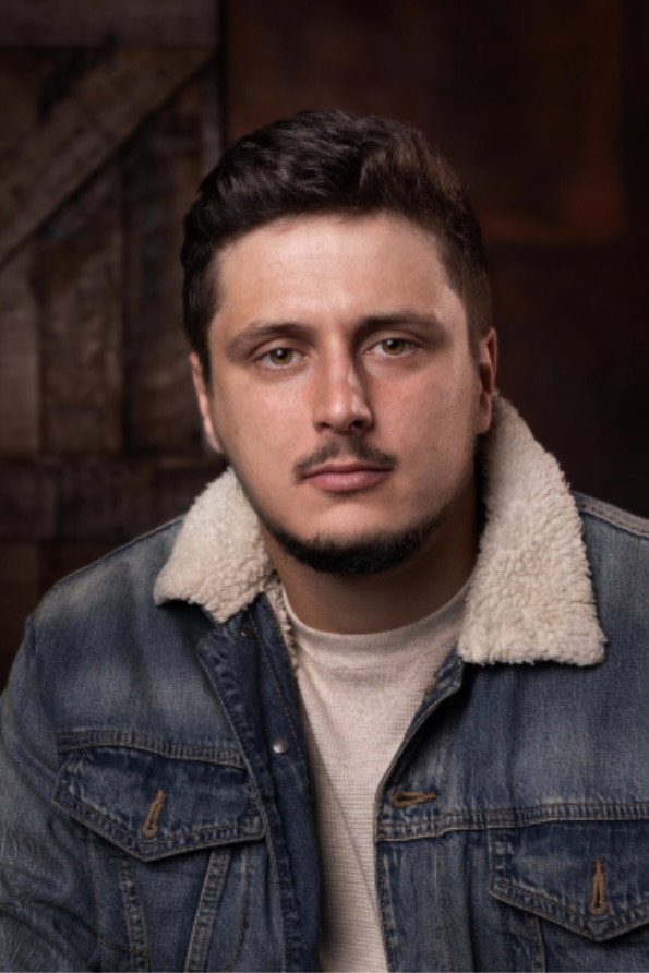 Daniel Bitar as Graffiti Artist in Asphalt Inferno