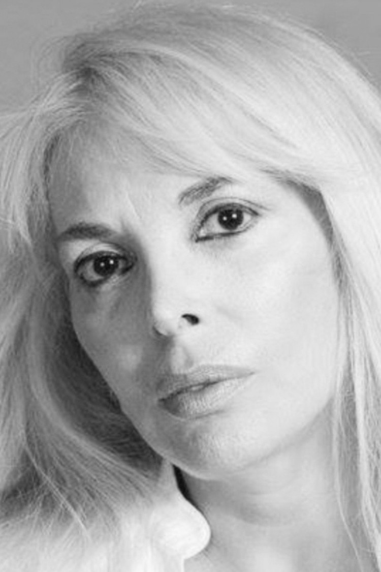 Silvina Rada as Luisita in The novel of a poor young man