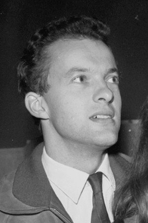 Lennart Lundh as löjtnant Persson in Exercis