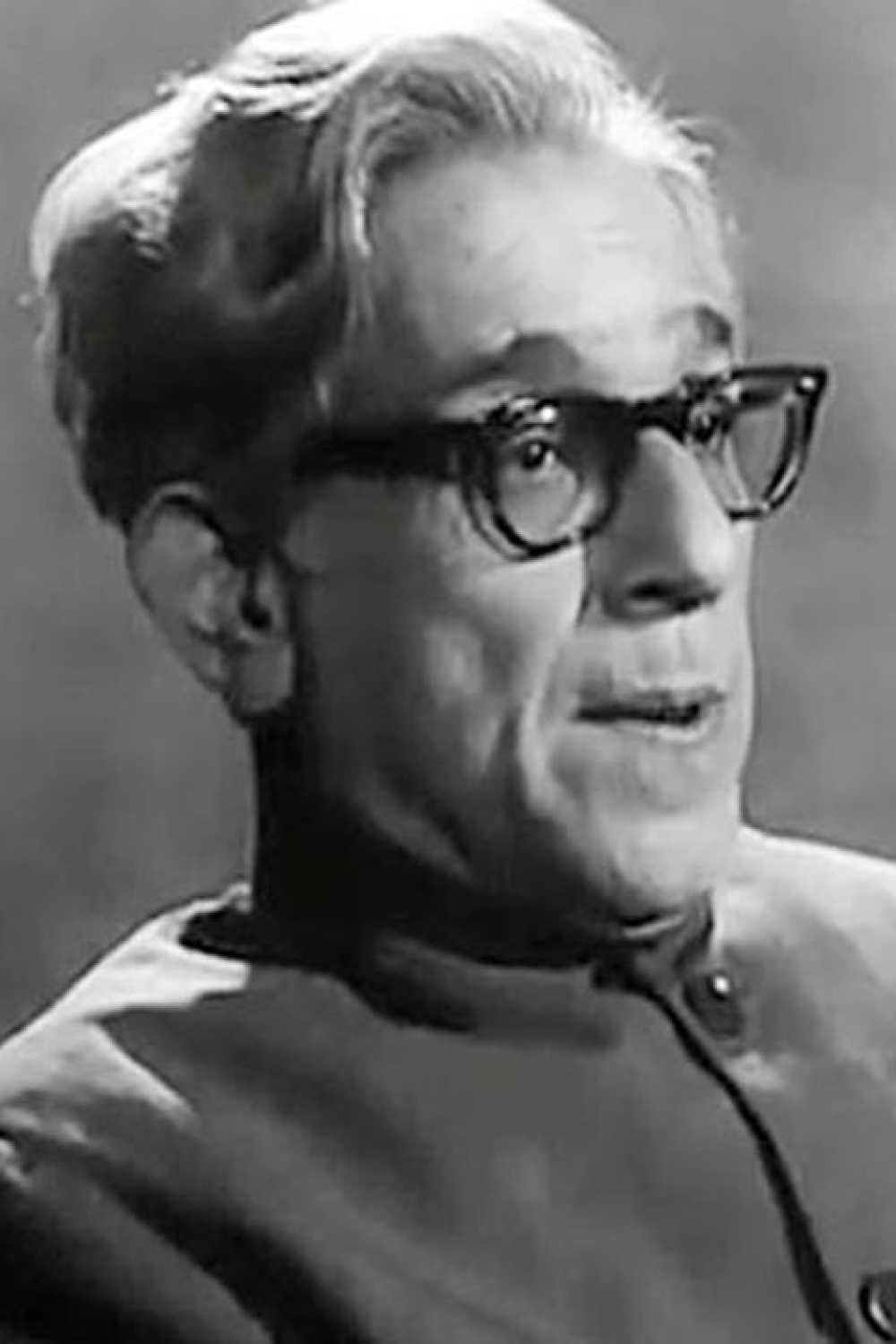 Harindranath Chattopadhyay as Doctor in Find Me in Paris