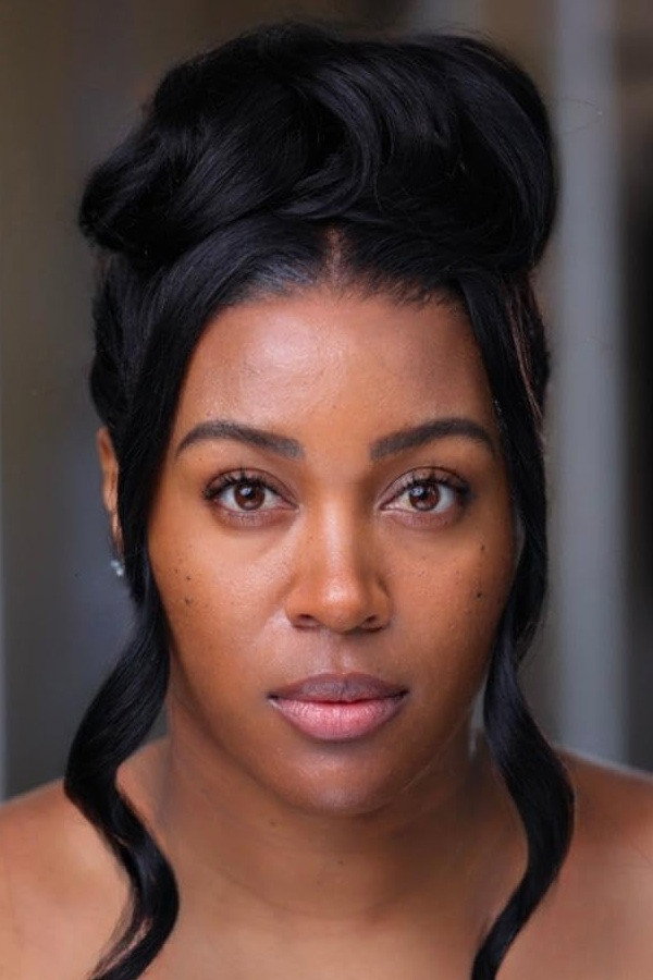 Keashia Estrich as Toni Wright in I Made You