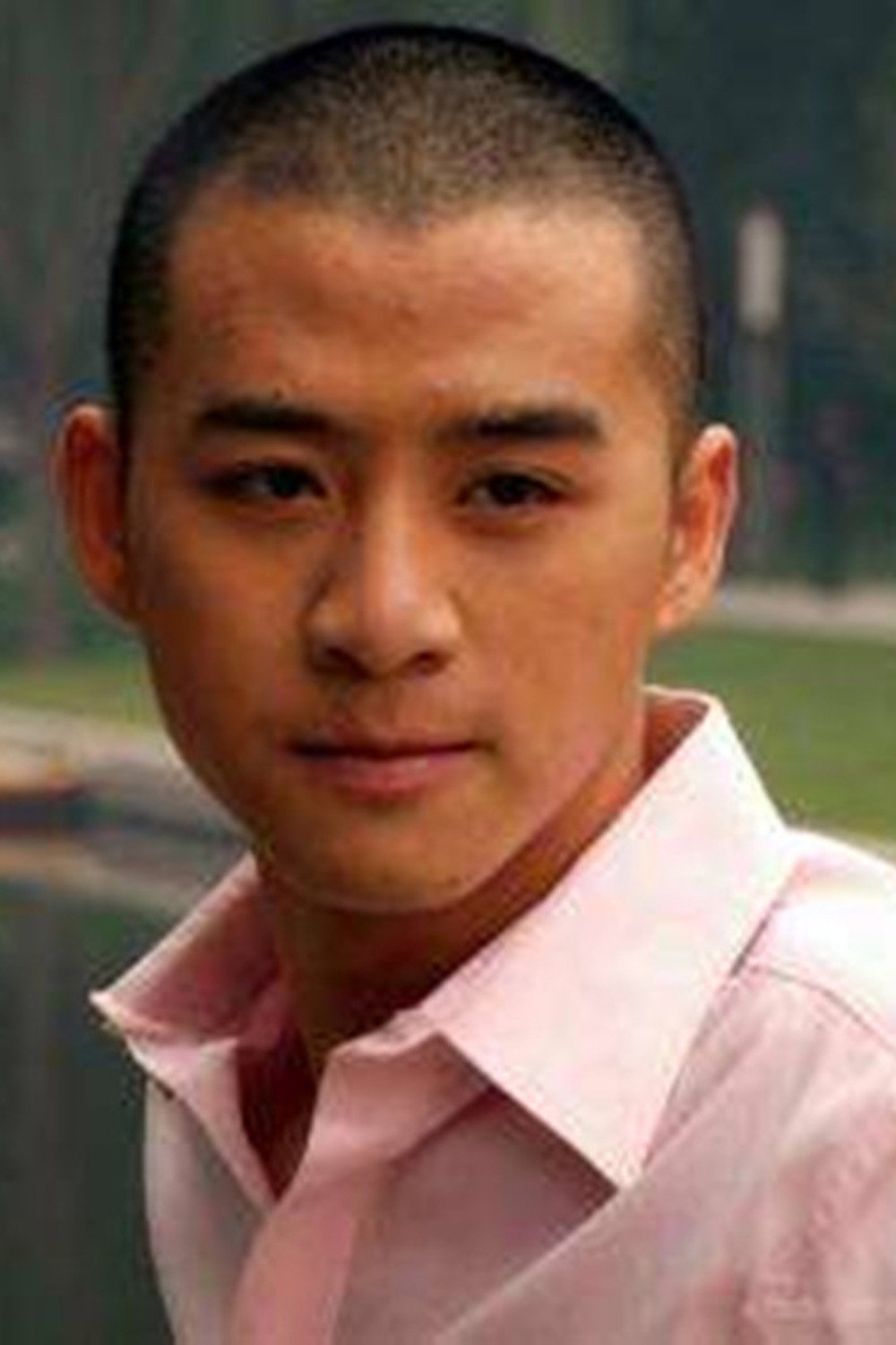 李雄 as Tourist in We Are Actors