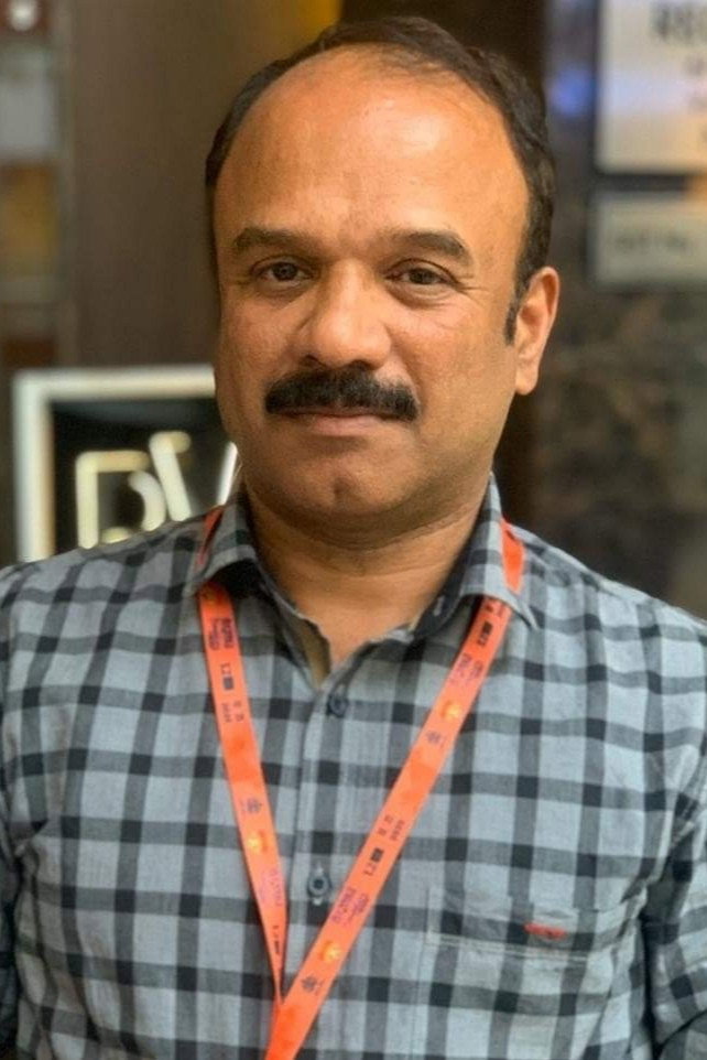 Raaghu Raamanakoppa as Govinda in Shivaji Surathkal: The Case of Ranagiri Rahasya