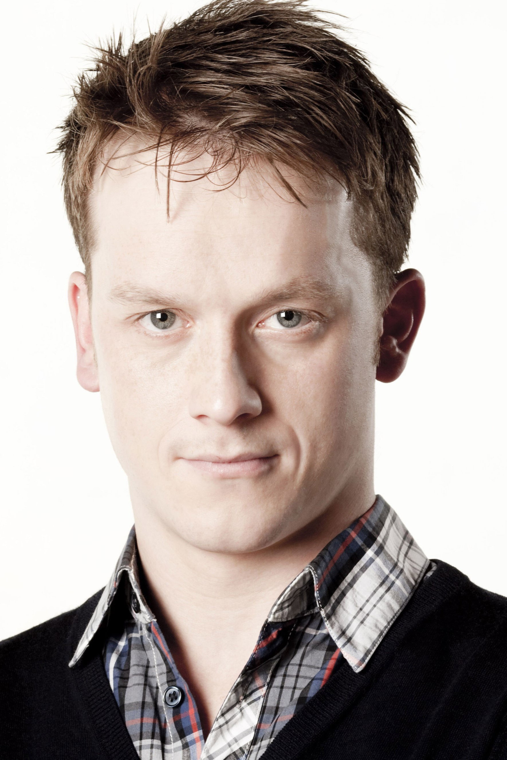 Jolyon Coy as Philip Welch in The Deep Blue Sea