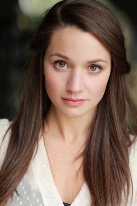 Daisy Keeping as Jenny Brook in Neverlake