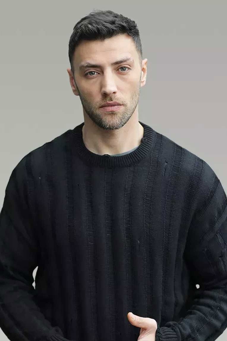 Ceyhun Mengiroğlu as Bulut Giray in Ruya