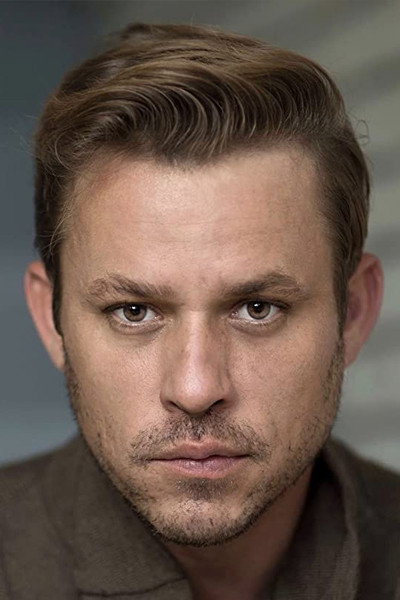 Jesse C. Boyd as Matt in Hillbilly Elegy