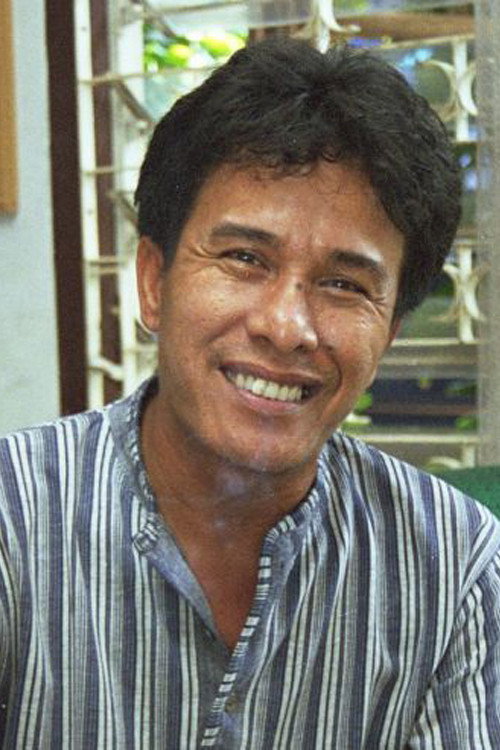 Zainal Abidin Domba as Arya Team in Issue