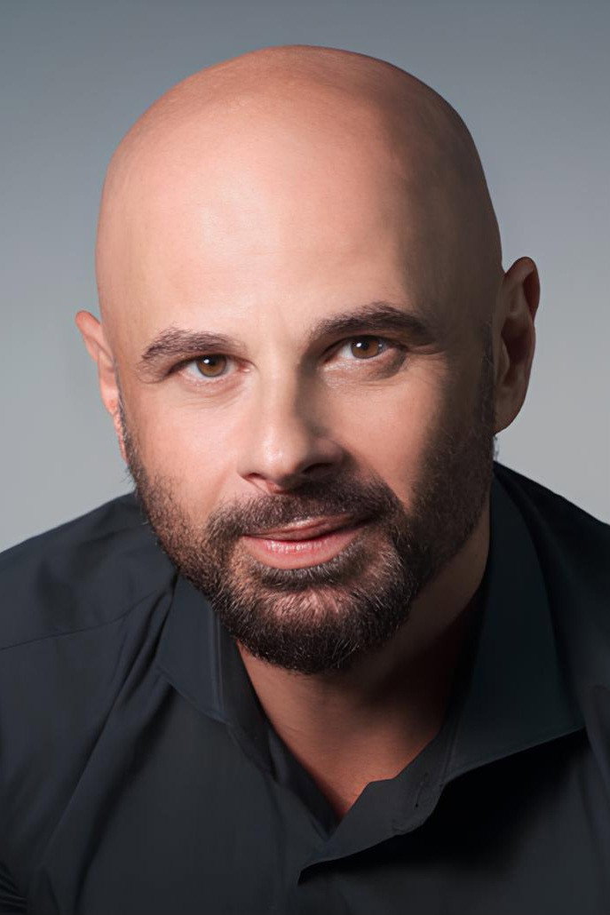 Михайло Кукуюк as Сергей Краморенко in Sugar Daddy