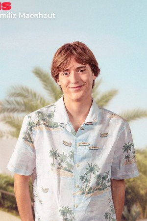 Sasja Wyns as Louis Maenhout in All In