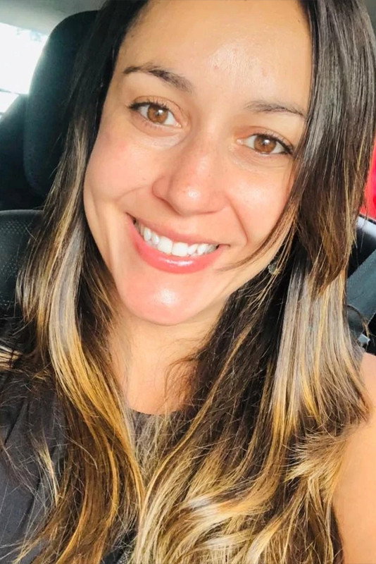 Luciana Baroli as Shunrei (voice) in O Dragão de Rozan