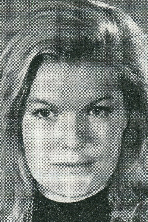 Helena Kallenbäck as Mrs. Malmström in En kvinnas huvud