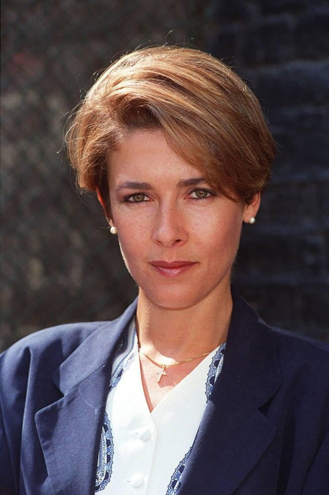 Deborah Moore as Self in Mitt liv som Roger Moore
