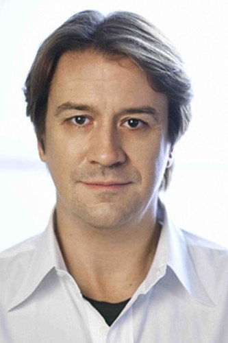 Bill Blechingberg as Frank in Mangú Aquí