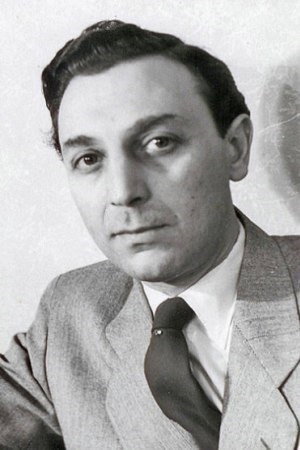 Martin Gregor as Camaret in Ako ostrihať manžela
