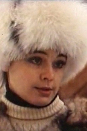 Tatyana Bondarenko as Sluzhanka in White Snow Of Russia