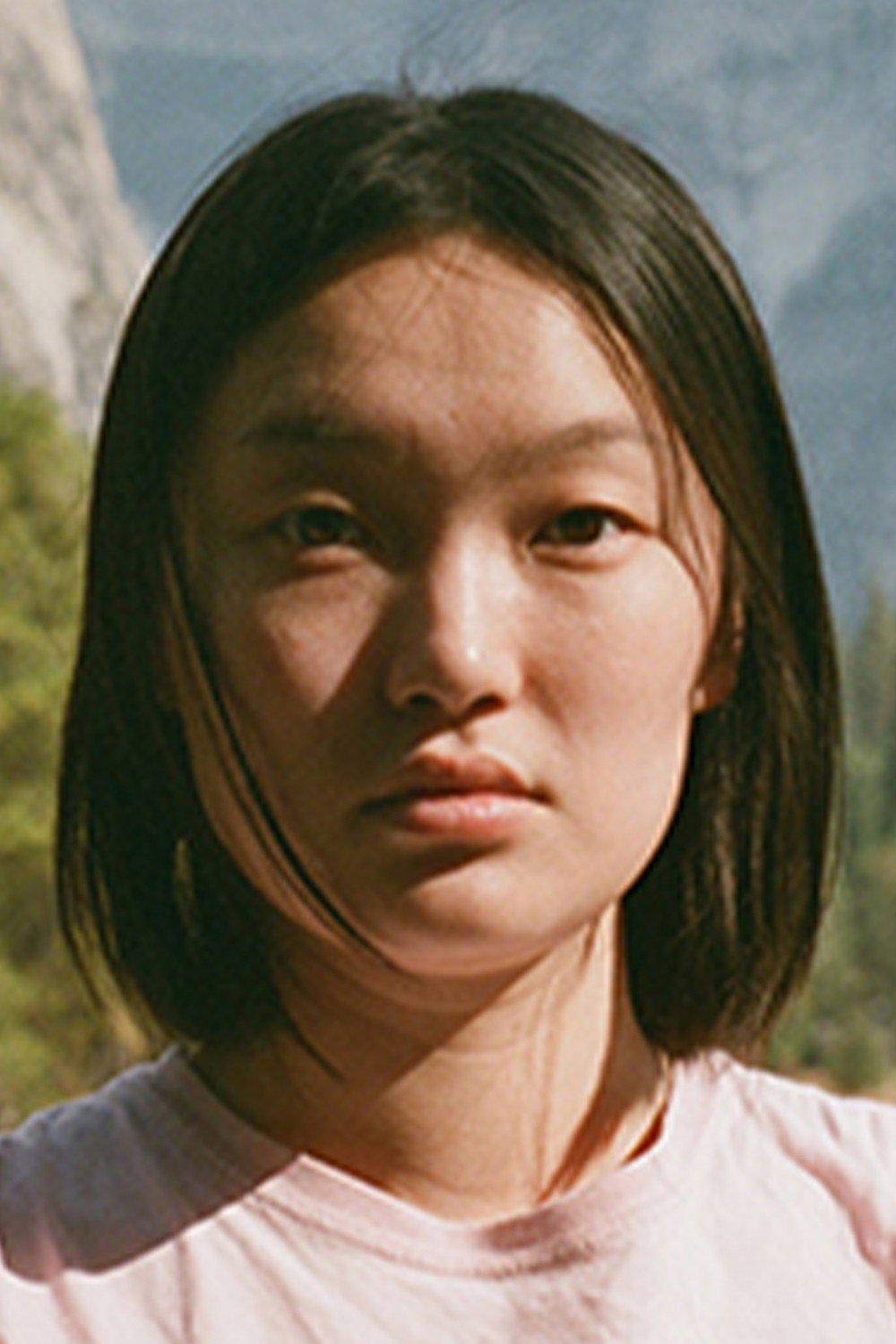 Lilly Hu as Tong Tong in One Girl Infinite