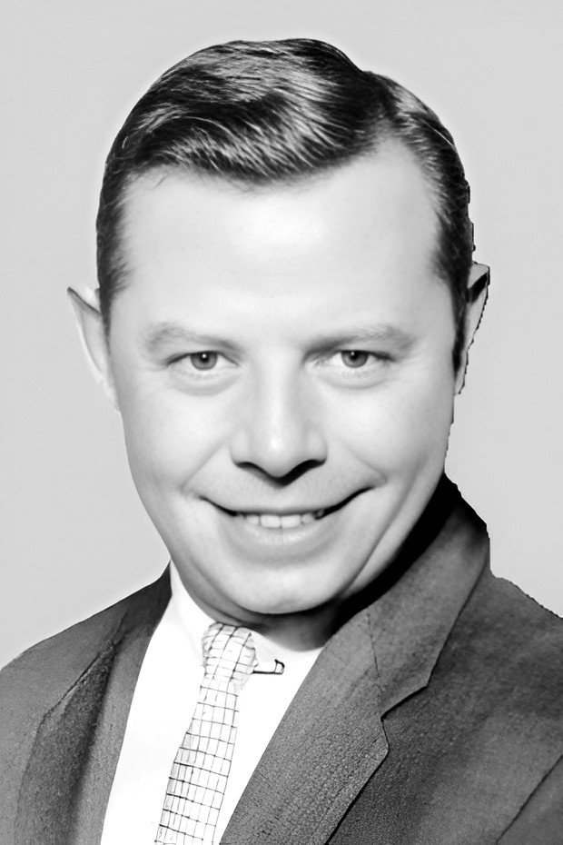 Sylvester Wiere as Bumbling Detective (as The Wiere Brothers) in Double Trouble