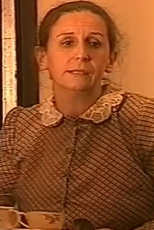 Cristina Techera as Hermana de Artigas in The Story of Artigas