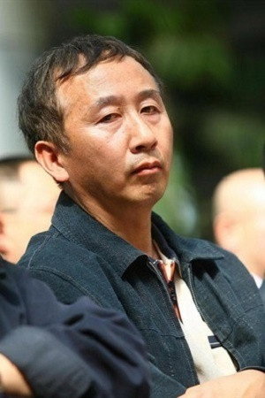 Feng Xiaoning as Parrot (voice) in Animal Rescue Squad