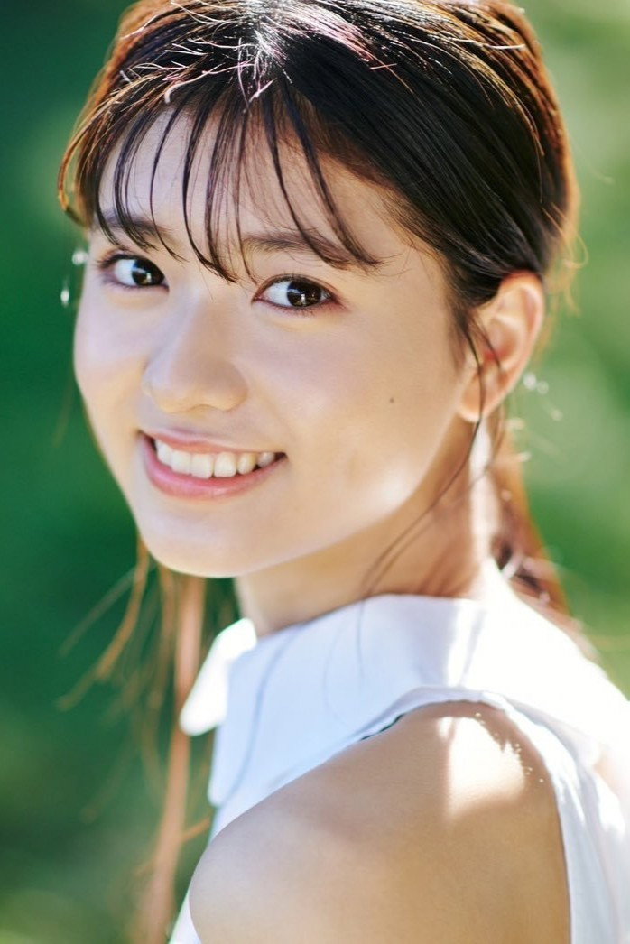 丁田凛美 as Mari Arai in Tunguska Butterfly