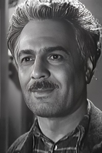 Fateh Fətullayev as Ali in Two Boys from the Same District