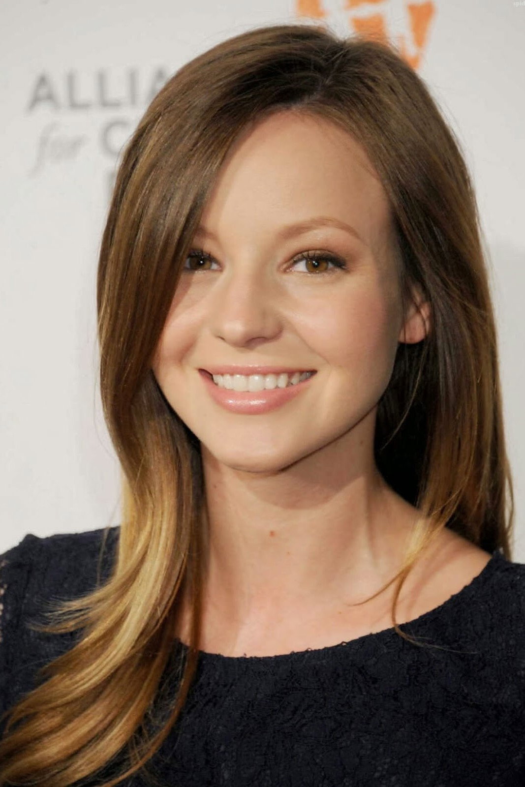 Samantha Droke as Bonnie in Poor Paul