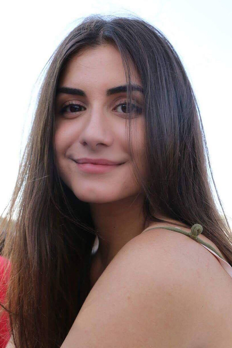 Ντόνα Πετροπούλου as Maria in Amygdala
