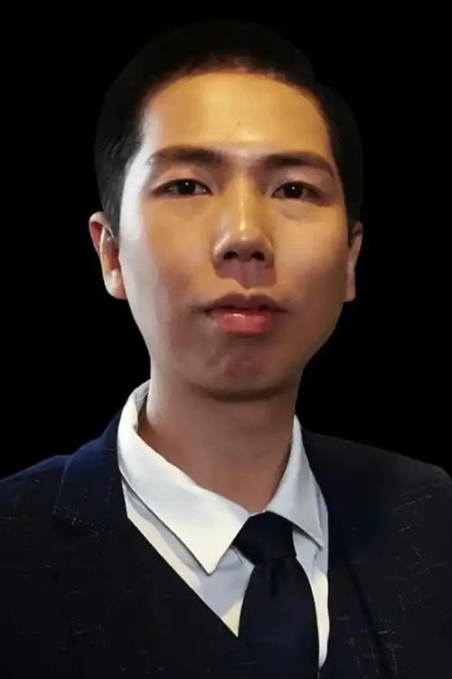 佟磊 as Da Jinya in Candle in the Tomb: The Worm Valley