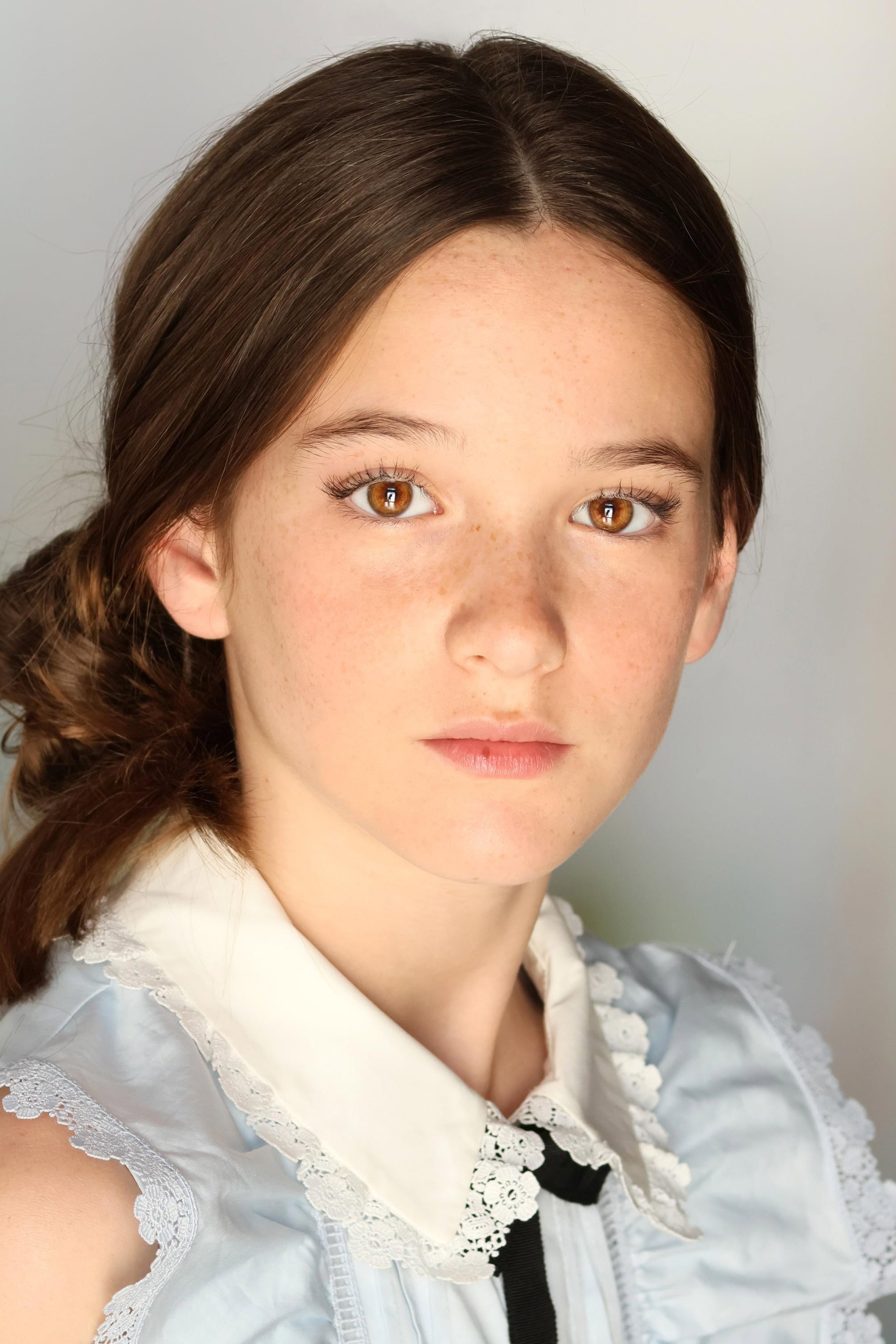 Amelie Dallimore as Jenny Montgomery in Love & Death