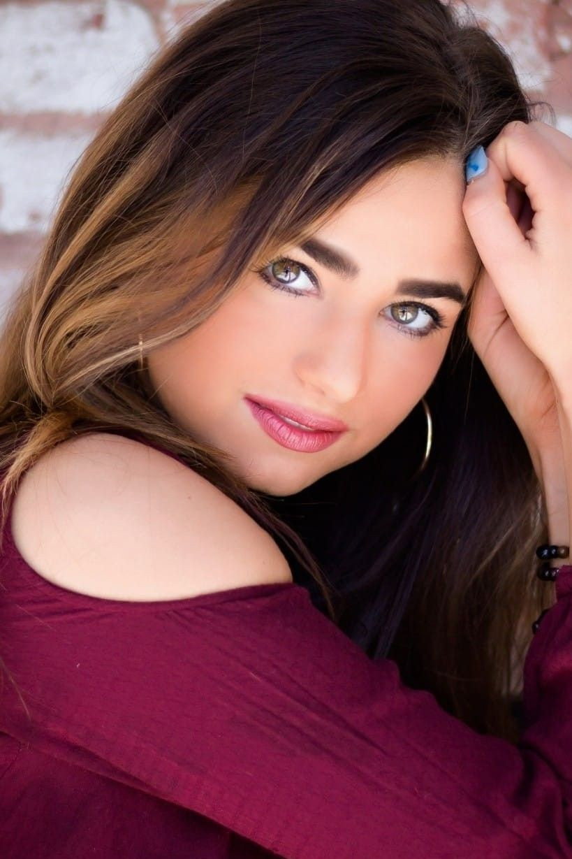 Jordan Phipps as Agent Sixx in Amazon Hot Box