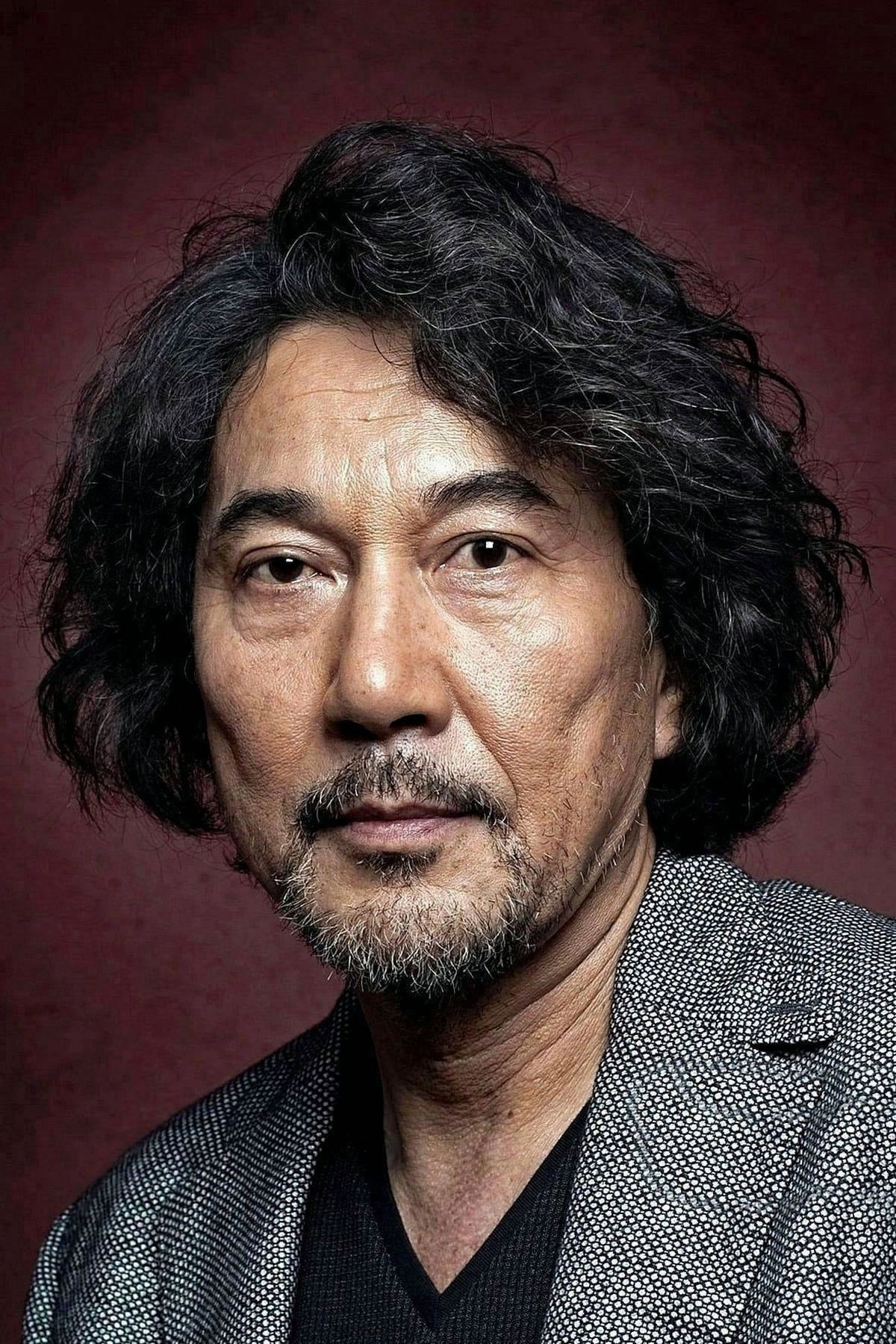 役所広司 as Masayuki Matsushita in Ties: A Miraculous Colt