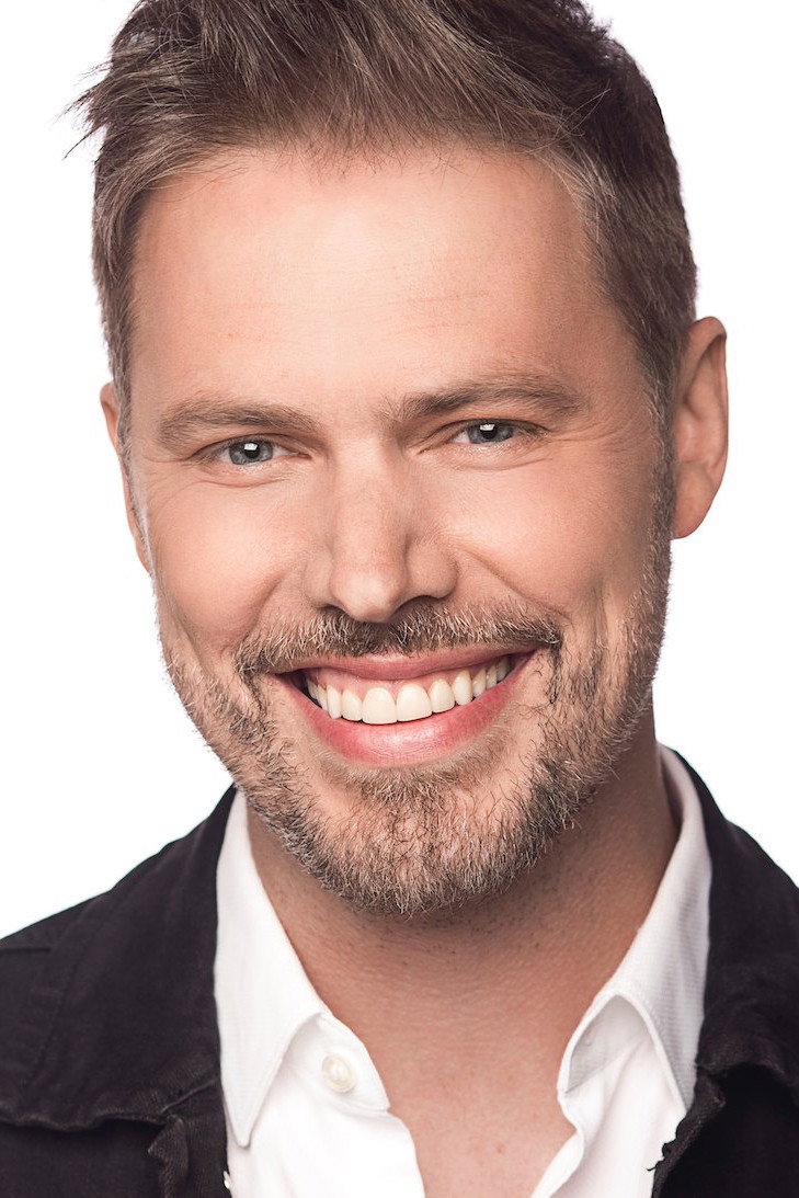 Jean-François Breau as Self - Salebarbes in Salebarbes aux Îles
