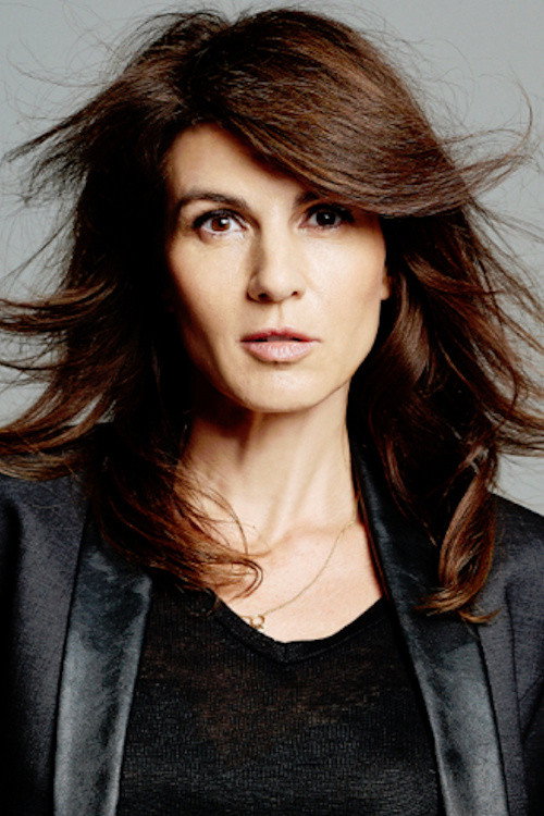 Kim van Kooten as Evelien in Evelien
