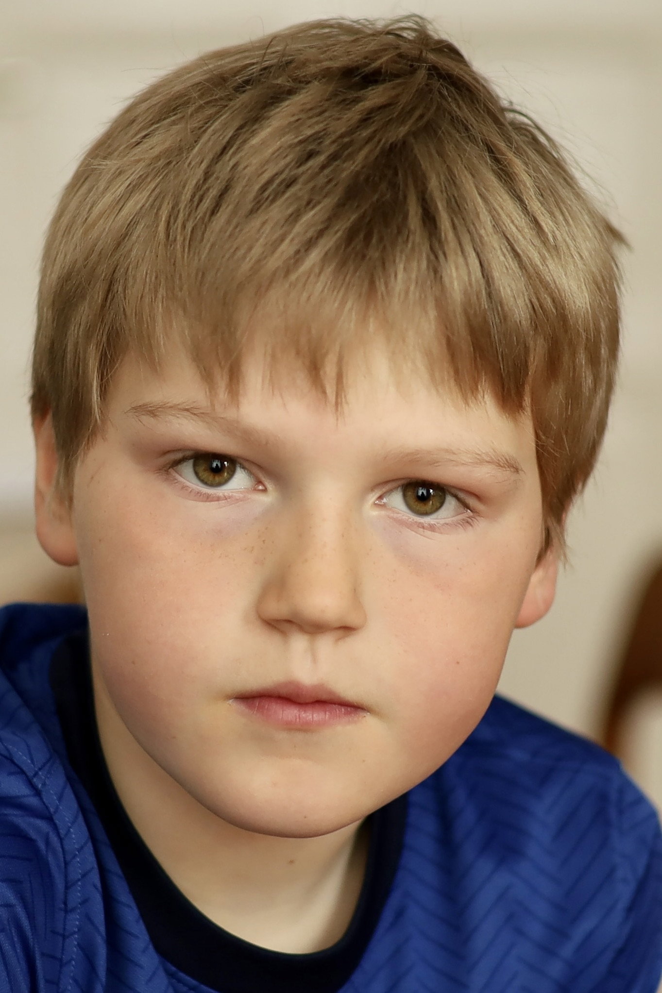 Camille Moltzen as Simon Gerlach in Bring mich nach Hause