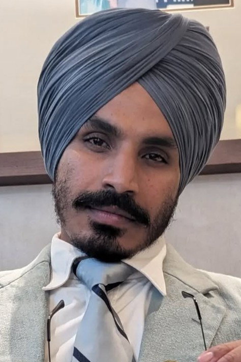 Davinder Singh Gill as Aujla in Kohrra