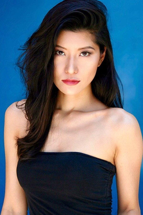 Hazuki Kato as Reiko in Atomic Eden