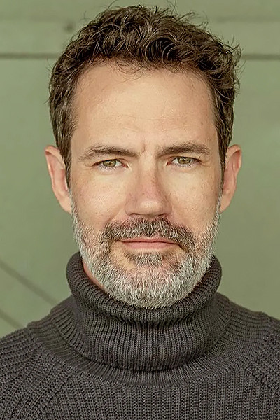 Rafael Sieg as Rodrigo in The Old Woman at the Back