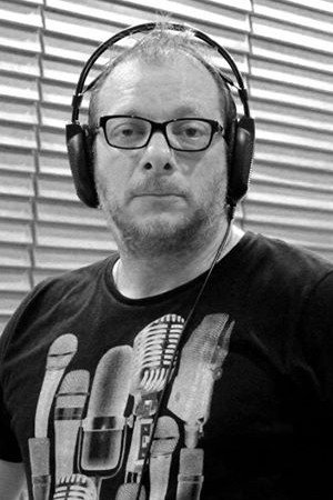 Marcelo Armand as Jones (voice) in Boogie