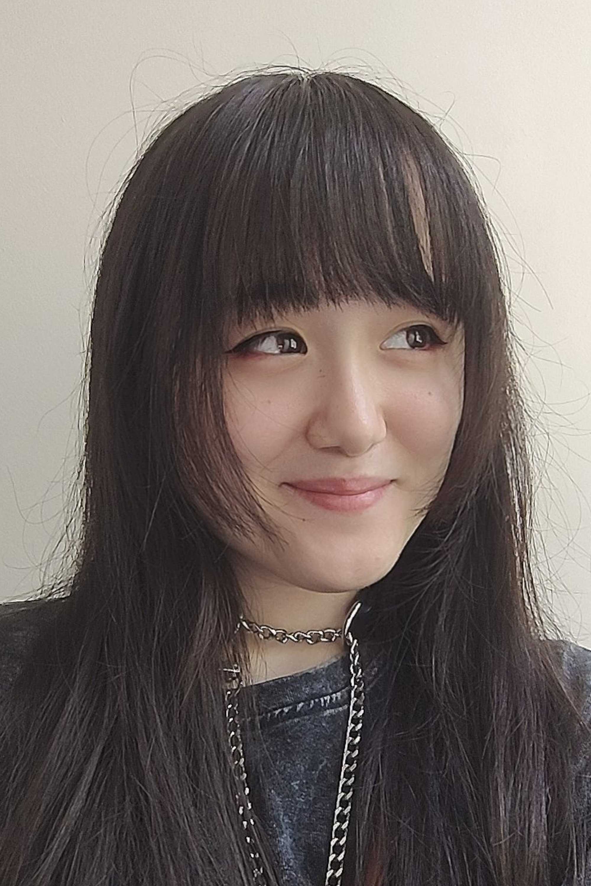 Anna Lauzeray as Mi / Mei / Mai (voice) in Ki & Hi in the Panda Kingdom