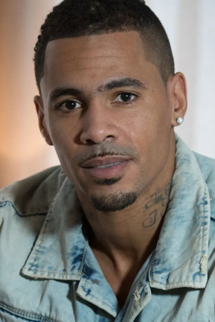 MC Harvey as Robbo in The Big I Am