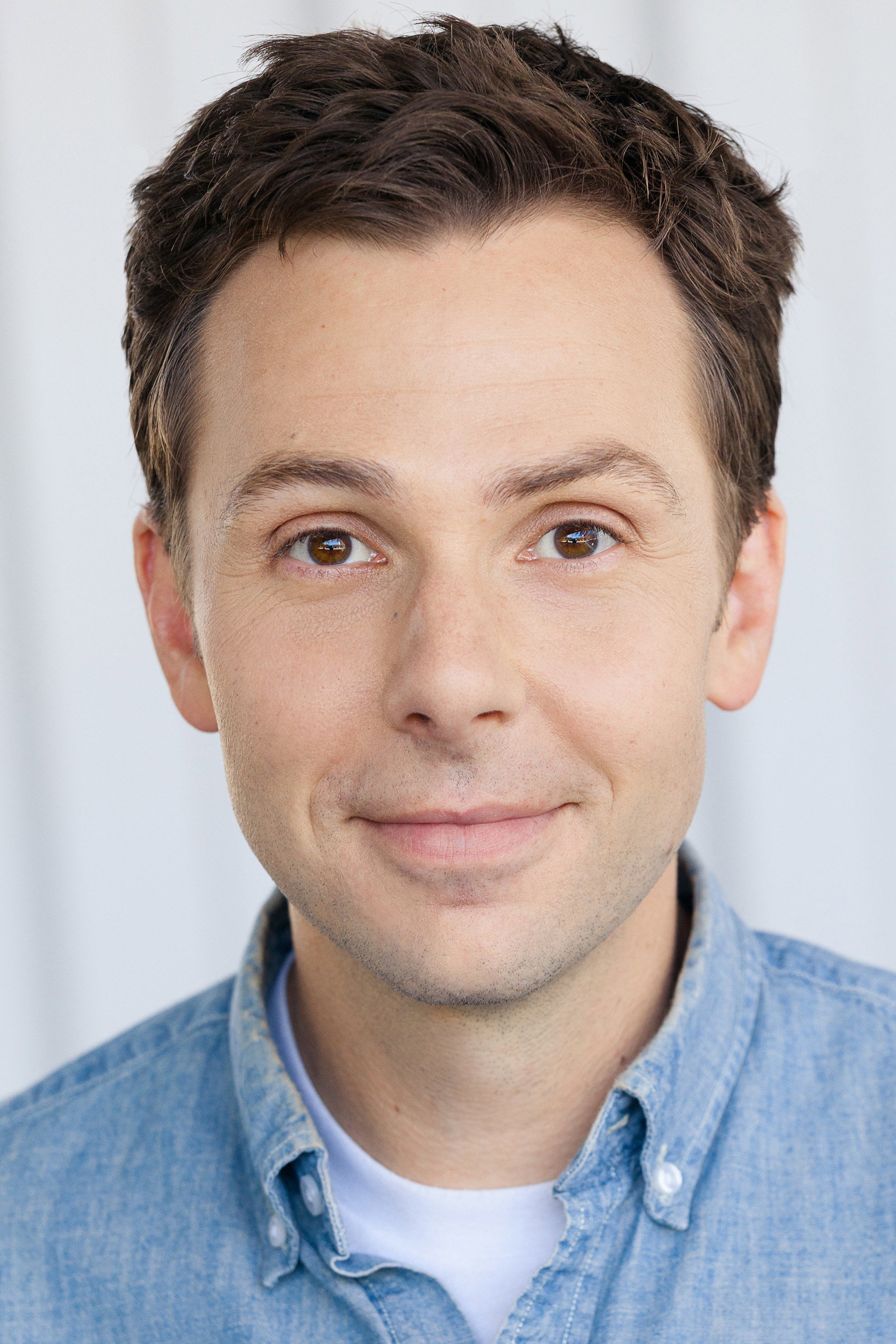 Gabriel Tigerman as Oswarld Davis in Wheels of Fortune