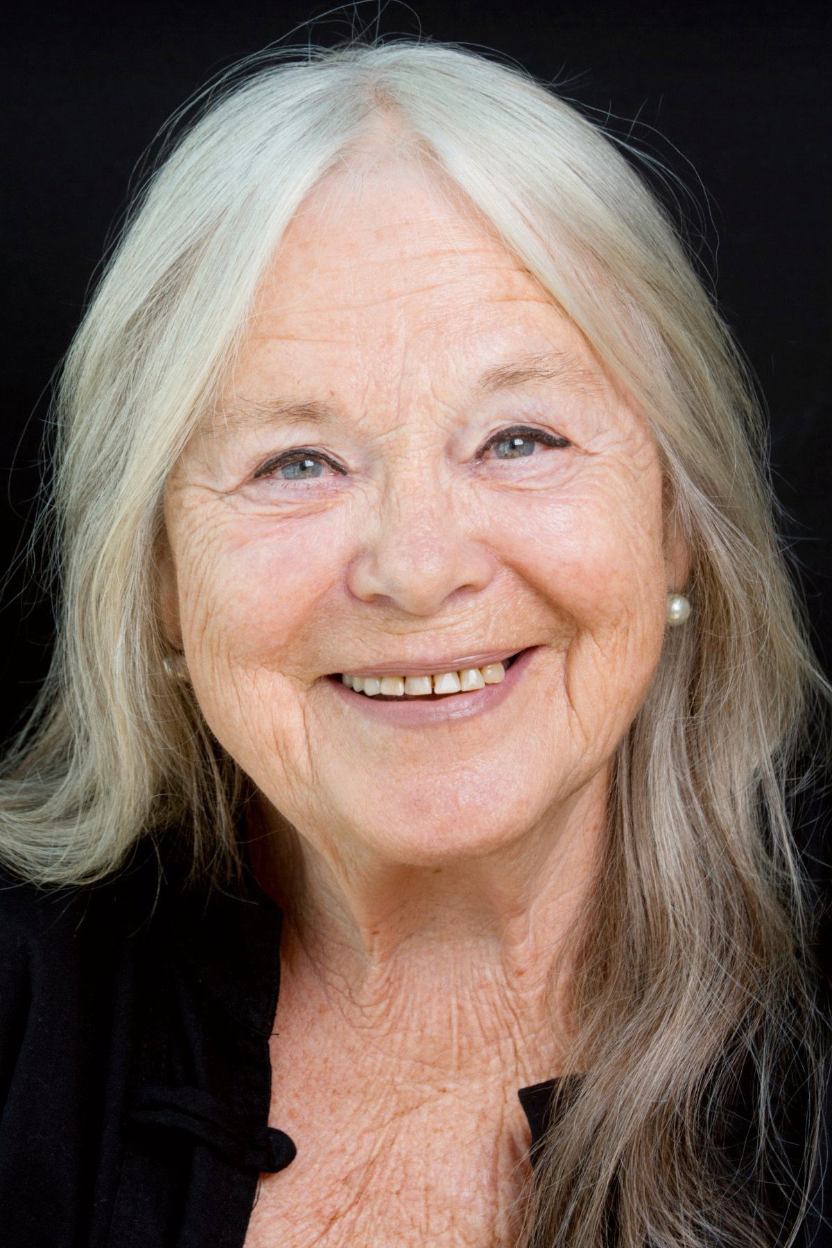 Marianne Ihlen as self in Little Axel