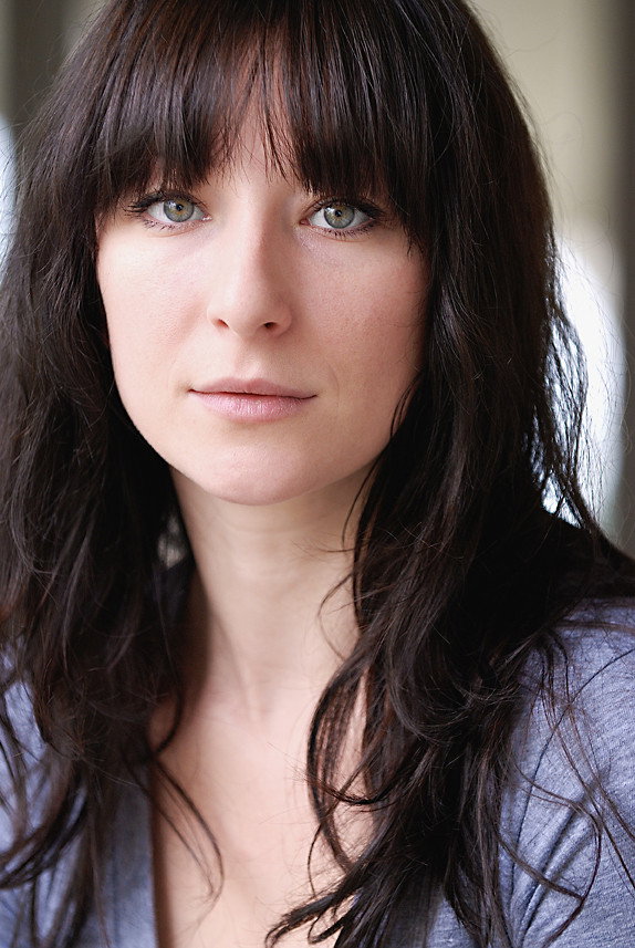 Isidora Goreshter as Officer Bartlett in The Portrait