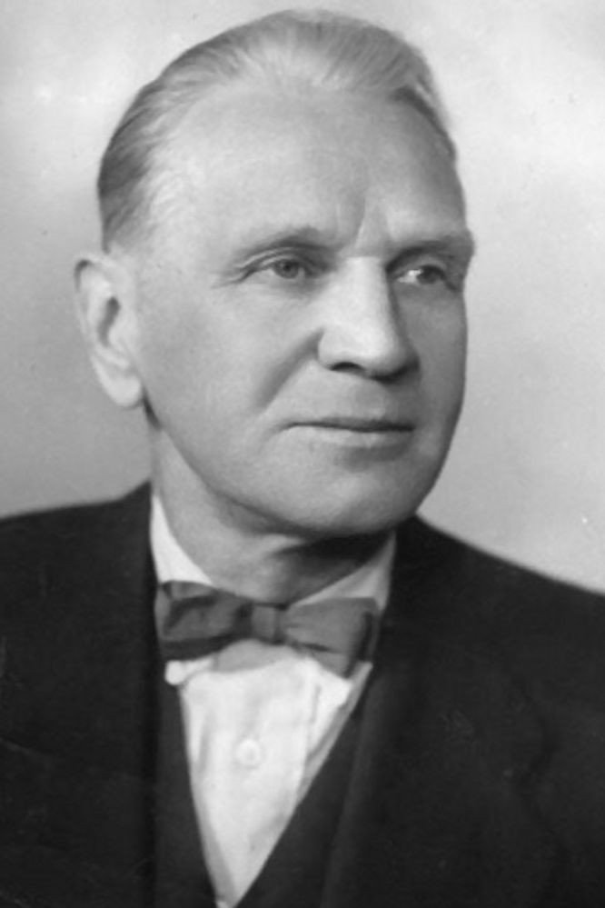 Георгий Ковров as Prokhor Dubasov in General Suvorov