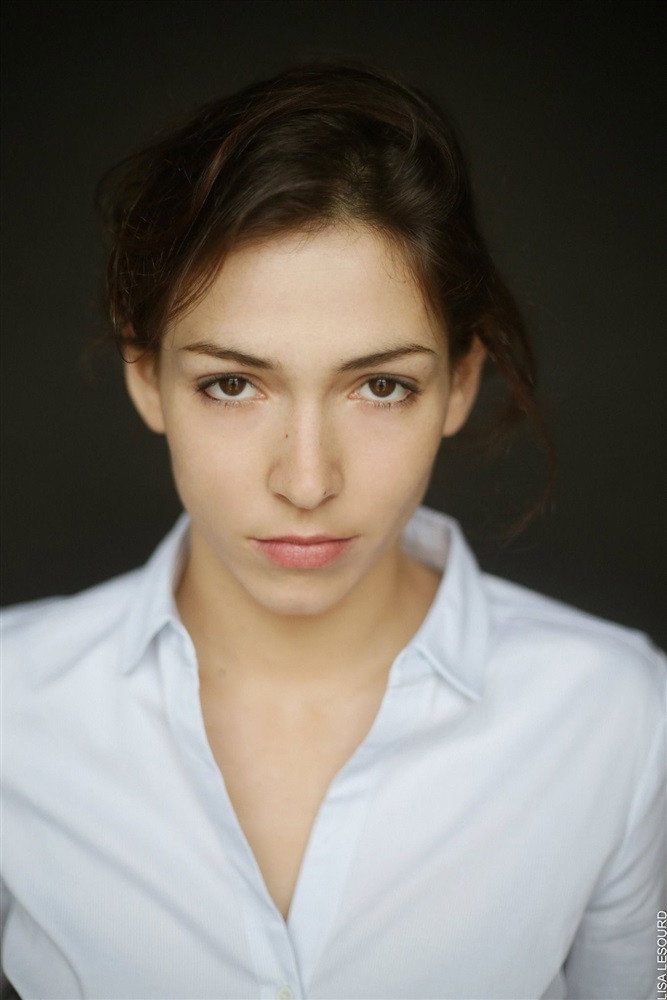 Malya Roman as Lucie in Nude