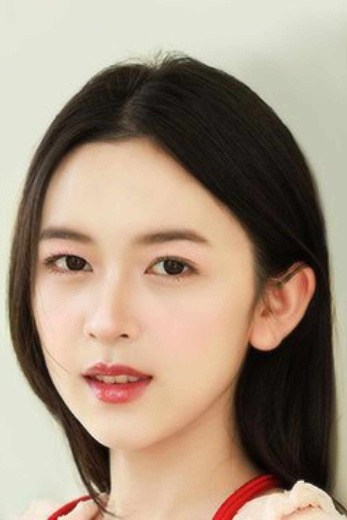 Alicha Sriprathak as Pearl in Draft Your Love